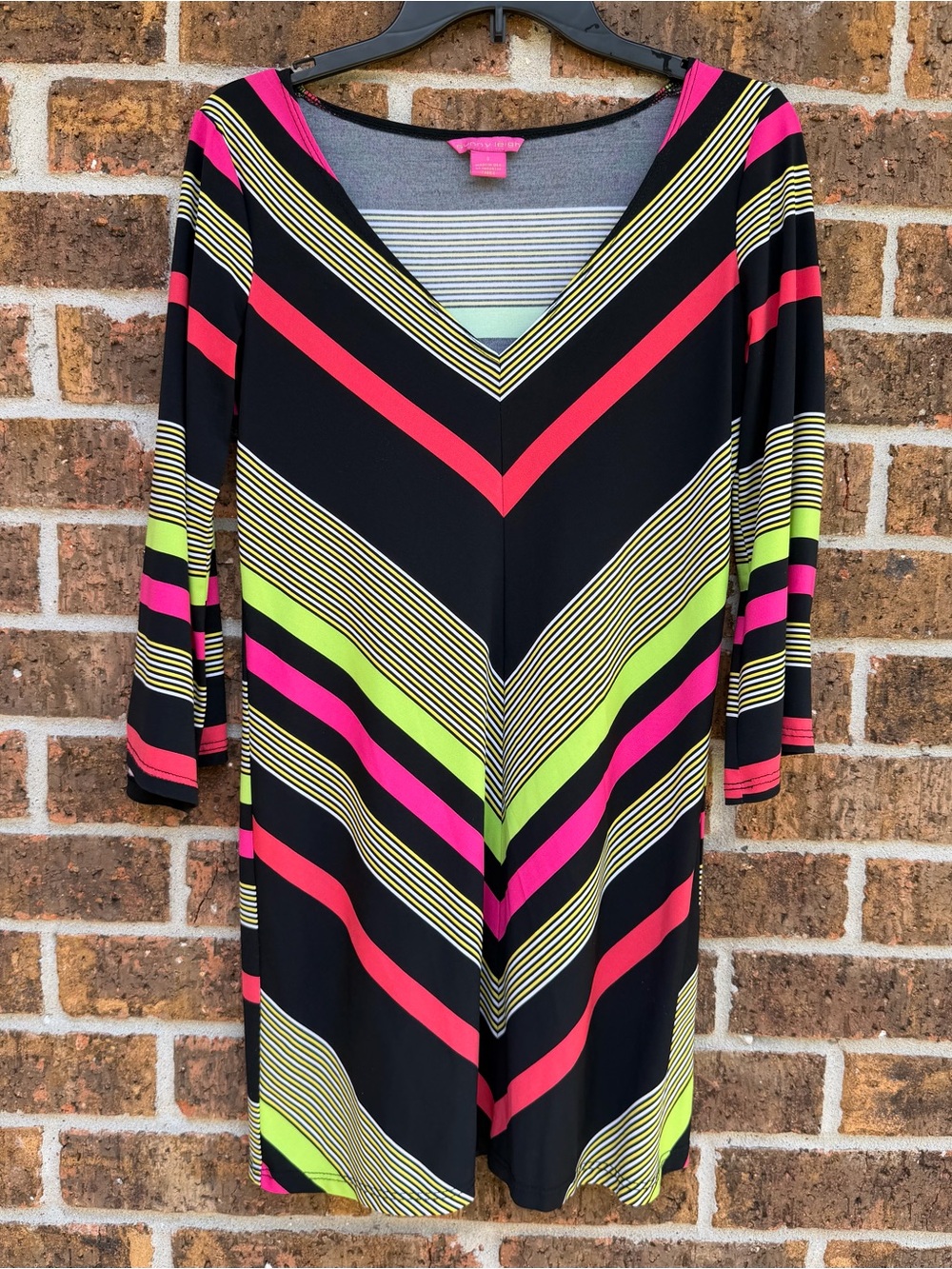 Sunny Leigh Womens Chevron Stripe V-Neck 3/4 Sleeve Tunic Dress Neon Black Sz S